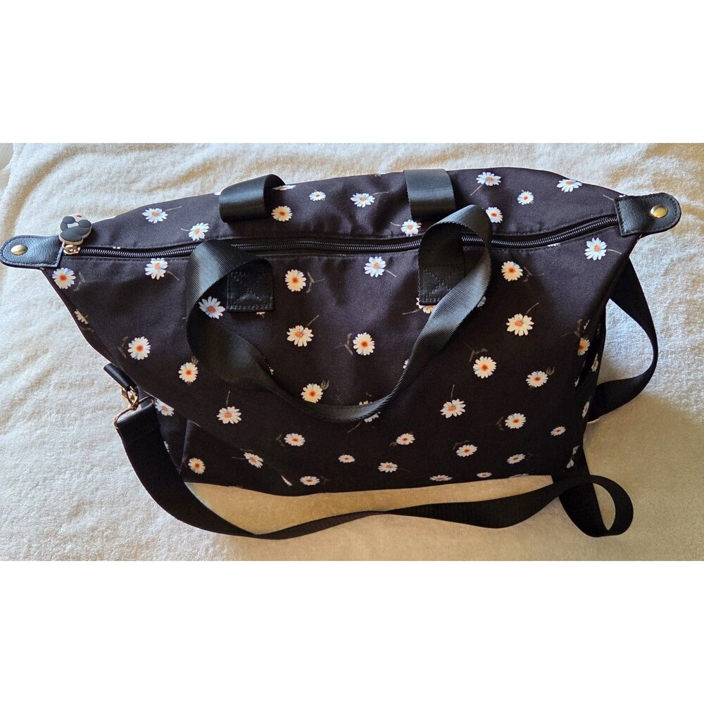 Alice + Olivia by Stacey Bendet Daisy Floral Duffel Gym Weekend Bag Adjustable
